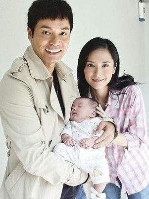 郭晋安郭羡妮拍摄《古灵精探ii》(图)