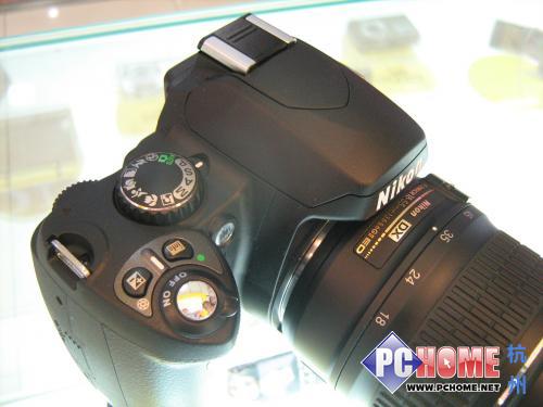 最便宜单反霸主 尼康D40套机降价狂甩_尼康D