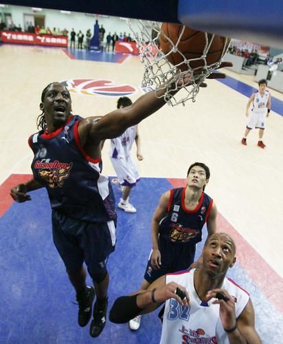 cba也有外援长工 积臣罗德堪称劳动模范_cba