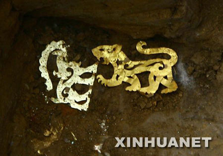 甘肃张家川发掘古戎人首领豪华墓葬组图