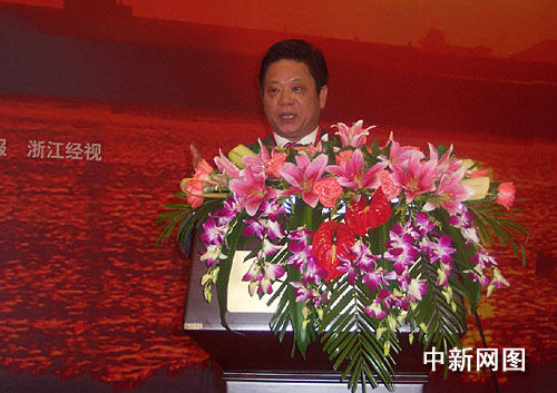 垦荒牛 转型 智谋家 浙商走出 埋头拉车 时代