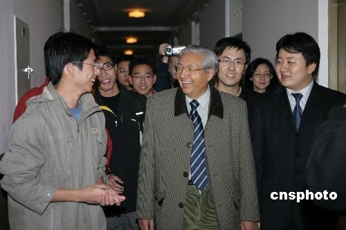 图:北大校长许智宏离任_校长 许智宏 北大