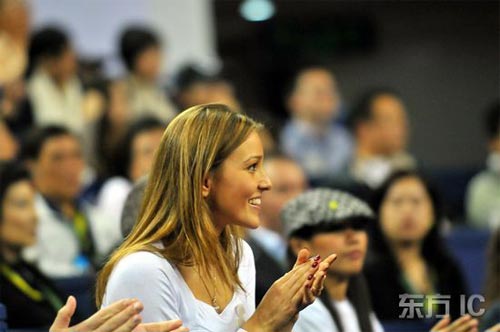 组图:<em>德约科维奇</em>挺进决赛女友喜极而泣_组图: