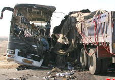 新疆车祸 已造成22人死亡