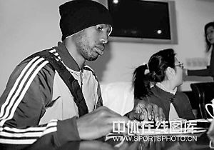 云南红河:嘉伯打消回国念头 感谢篮协公正处罚