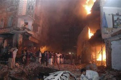 巴基斯坦发生两起炸弹爆炸至少27人丧生(图)