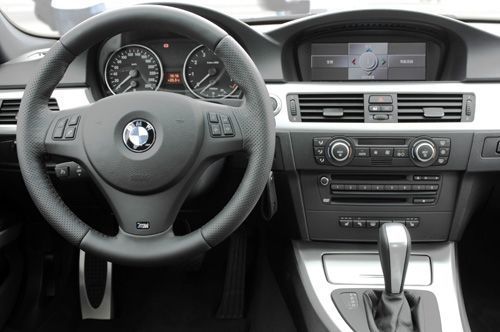 fr遭遇战 宝马325i m对决雷克萨斯is300