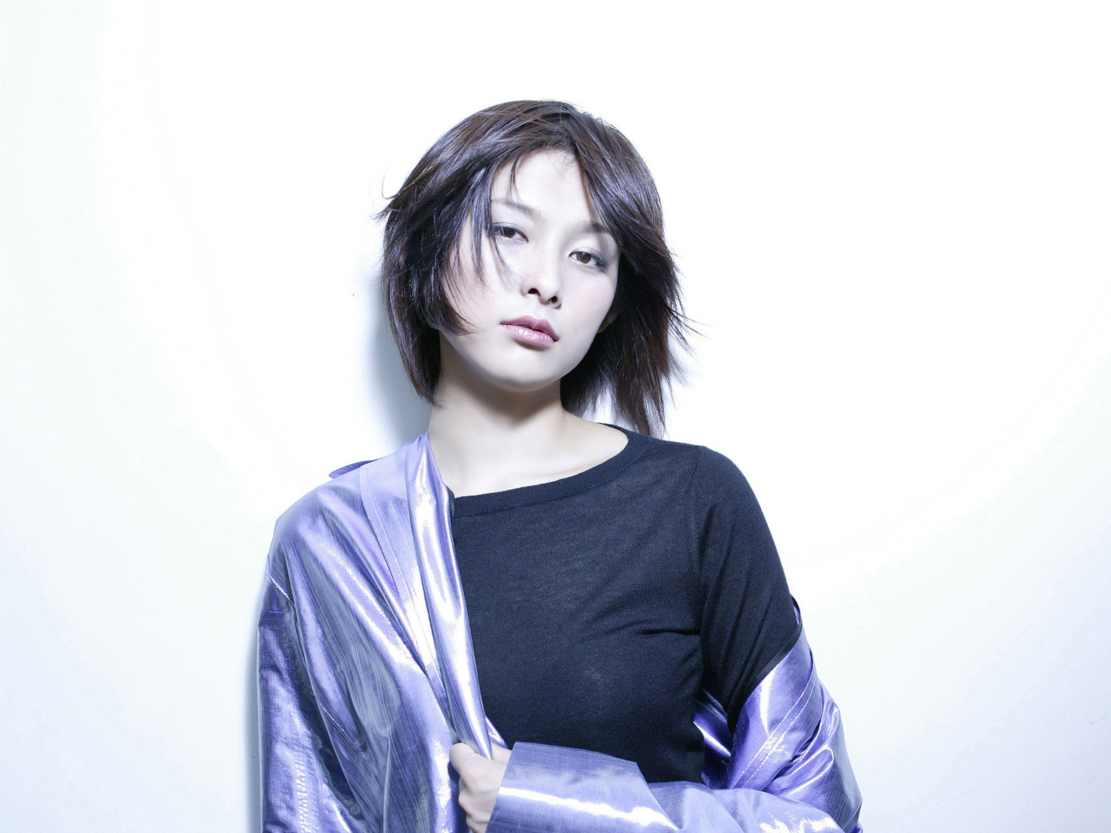 冷俊美女石川亚纱美系列壁纸1