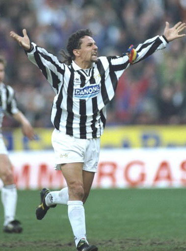 国际足坛20大惊天叛逃和他们比大罗算忠诚