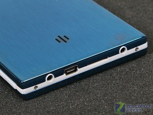 8GB仅499元 RMVB播放器itoos T66简评_itoo