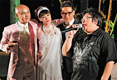 张卫健婚宴变迷你音乐会韩红苏永康献唱组图