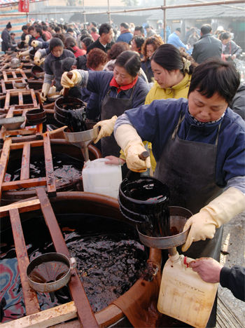 镇江人口就出_镇江金山寺(2)