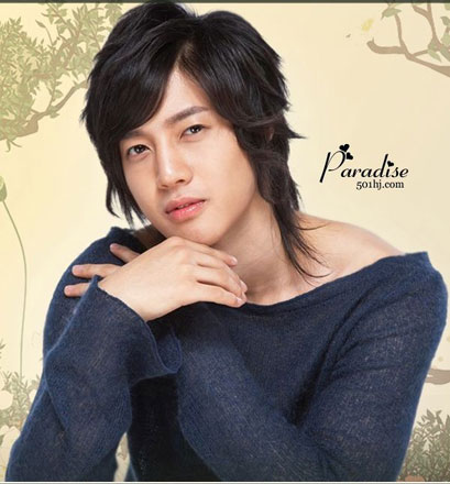 男色时代:男星代言化妆品 很魅惑很时尚_男色