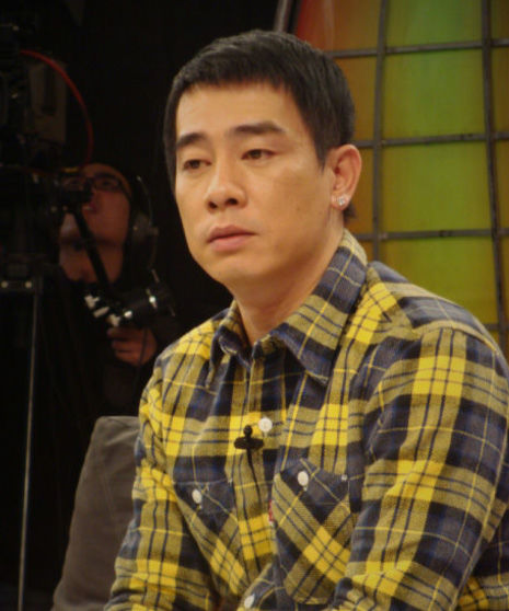 陈小春自曝凄凉身世种过田还被铁链锁过脚