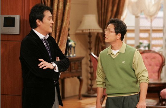 韩娱压力大 3年11位<em>韩国艺人崔真实</em>等自杀_自