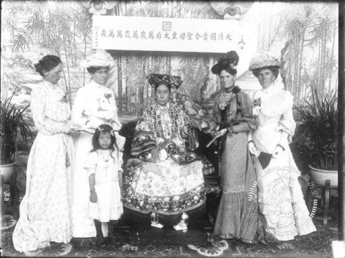 慈禧御用摄影师勋龄所拍<em>晚清皇室</em>清晰老<em>照片</em>_