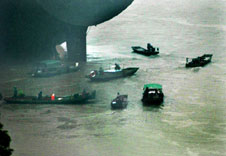 �ߺ�����´���ˮ ��6Ա�����볤��