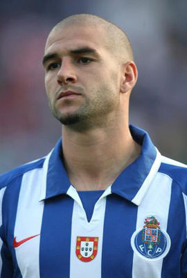 水面 米兰盯上波尔图26岁火炮_哲科 洛佩斯 A