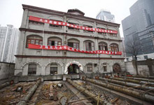上海百年建筑为配合世博整体平移