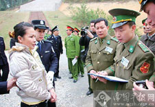 Խ�ϼ�Ů���ɱ������������ͻع�