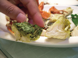 蟹黄<em>发</em>黑发<em>绿能吃吗</em>?商家称这叫黑膏蝤蛑,黑