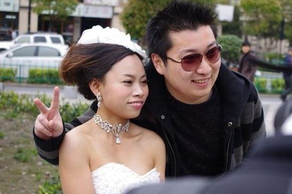 网络<em>雷人</em> <em>凤姐</em> 整容 新造型被赞像蔡依林(图) - 