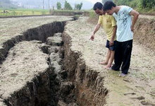 湖南地陷如发生地震 160多房屋受损