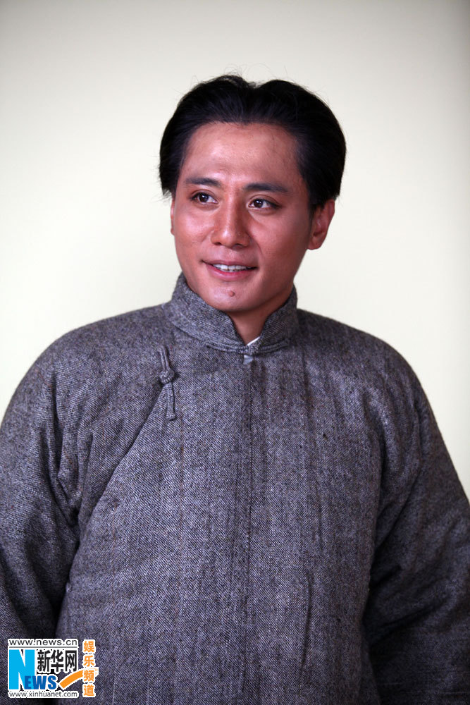 高清:《建党伟业》开机 刘烨扮毛泽东带妆亮相