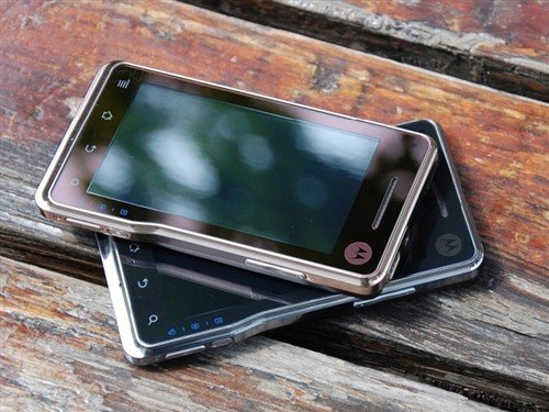 全球10大全触屏手机排行 诺基亚N8入围