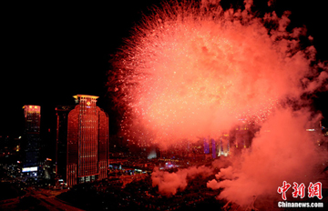 深圳燃放烟花庆祝特区成立30周年
