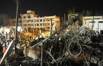 巴基斯坦情报大楼遭袭击 百余人伤亡