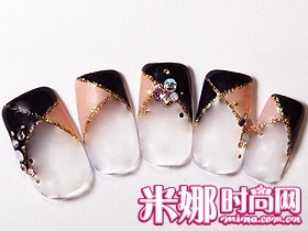 冬季美甲新趋势 梦幻姿态大行其道