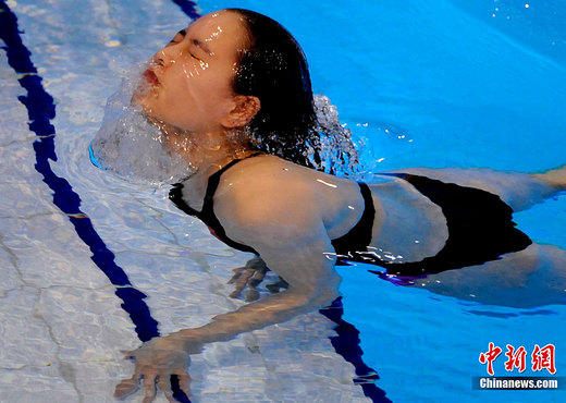 吴敏霞卫冕跳水1米板 中国代表团金牌数超上届