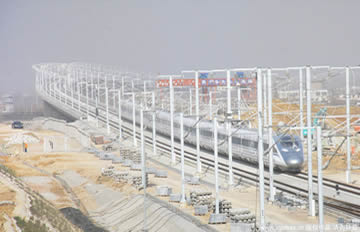 京沪高铁再创世界铁路最高速度记录