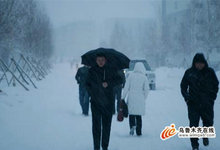 新疆阿勒泰部分地区积雪深度达38厘米