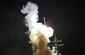 美英向利比亚发射110余枚战斧导弹