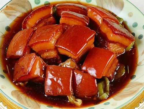 中式饮食八大危害:常吃卤肉上火易致癌