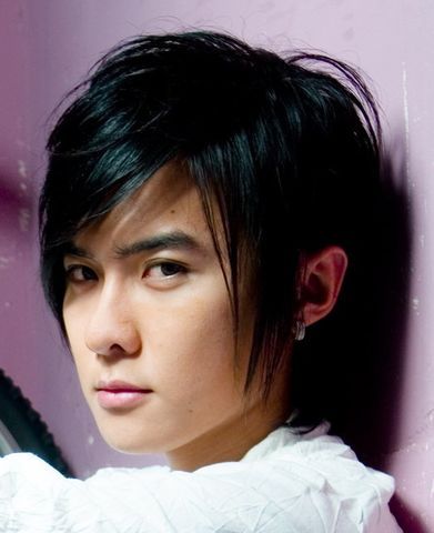 盘点明星吸金<em>小气</em>鬼:上亿身价仍花5元补裤子 