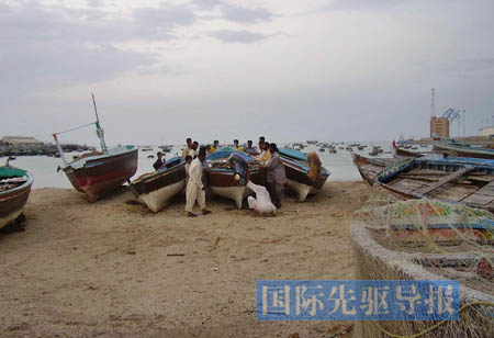 中国或建首个海外军事基地 巴基斯坦表态成焦