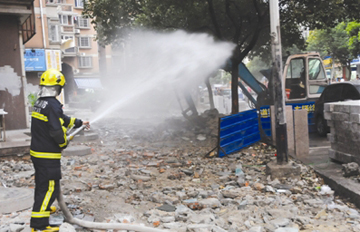 玉苍西路煤气泄漏