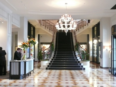 瑞士皇宫抗衰老中心携手国内大型专业健康