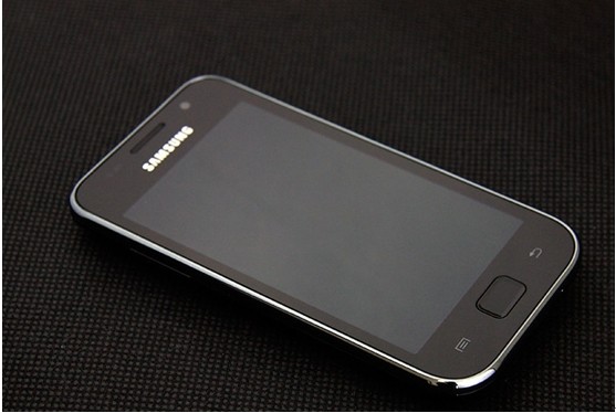 三星首款G3+AndroidTM智能手机I9008L