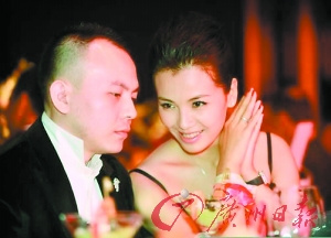 刘涛老公澄清欠款案 怒斥银行违约欲起诉(图)_