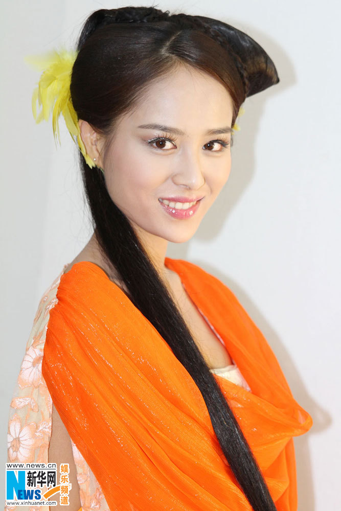 《狐仙》定妆照首曝光 秋瓷炫版聂小倩玩清纯