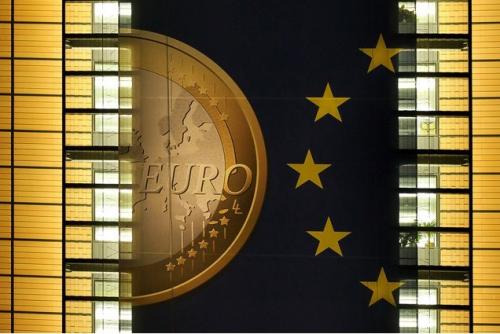 欧债担忧痛击欧元 美国就业市场改善
