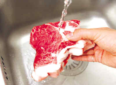 化冻肉不能用热水