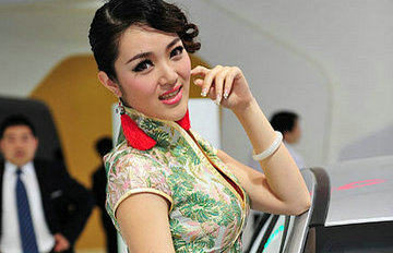 北京车展美模争艳