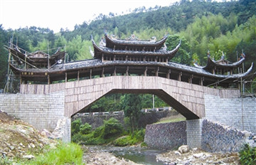 泰顺再添木拱廊桥