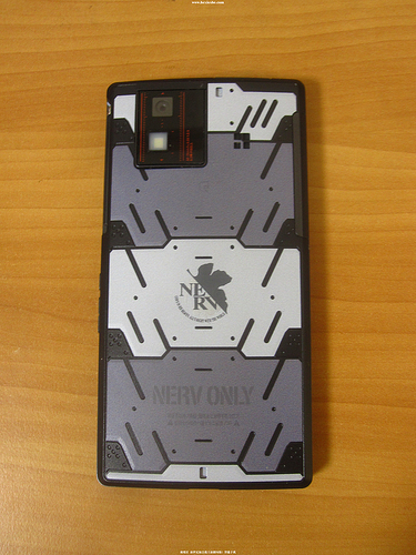 勇敢少年快去买个手机-sh-06d nerv实机入手评