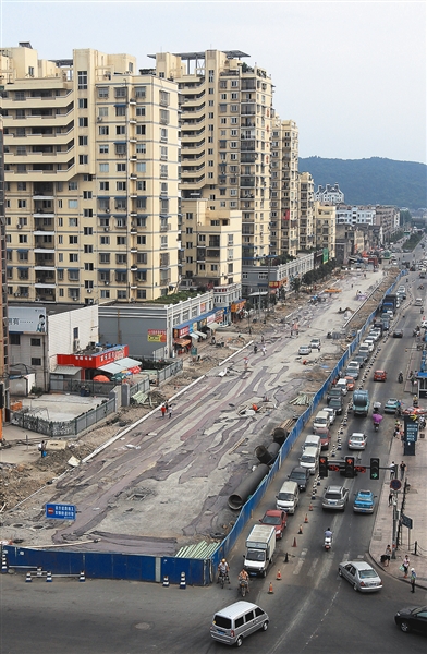 宁波路二期仅一标段进场施工 对话“最后拆迁户”